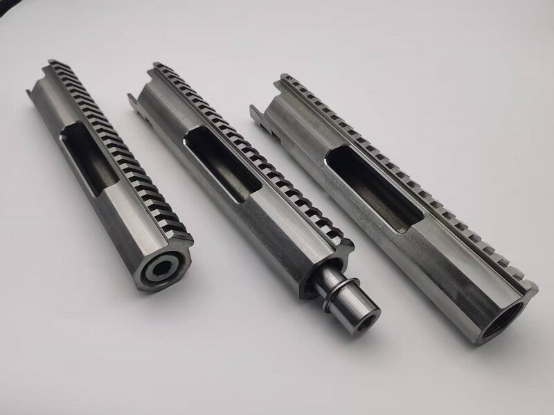CNC Usining complexe de boîtes de tube